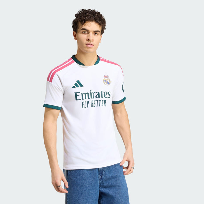Real Madrid 26/27 Home Jersey — model