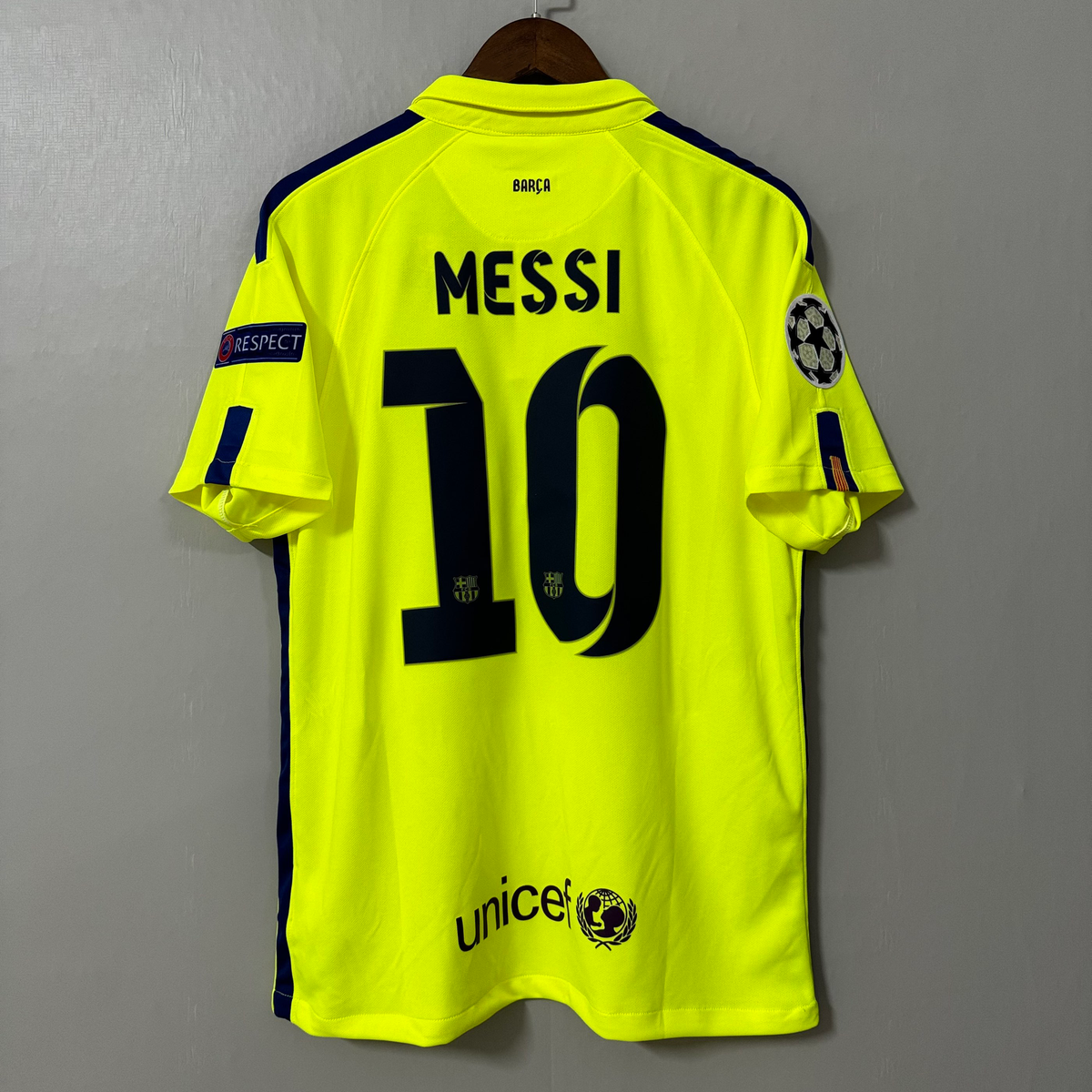 Barcelona 2014/15 Away (Third Kit) Retro Jersey - Futivo image 2