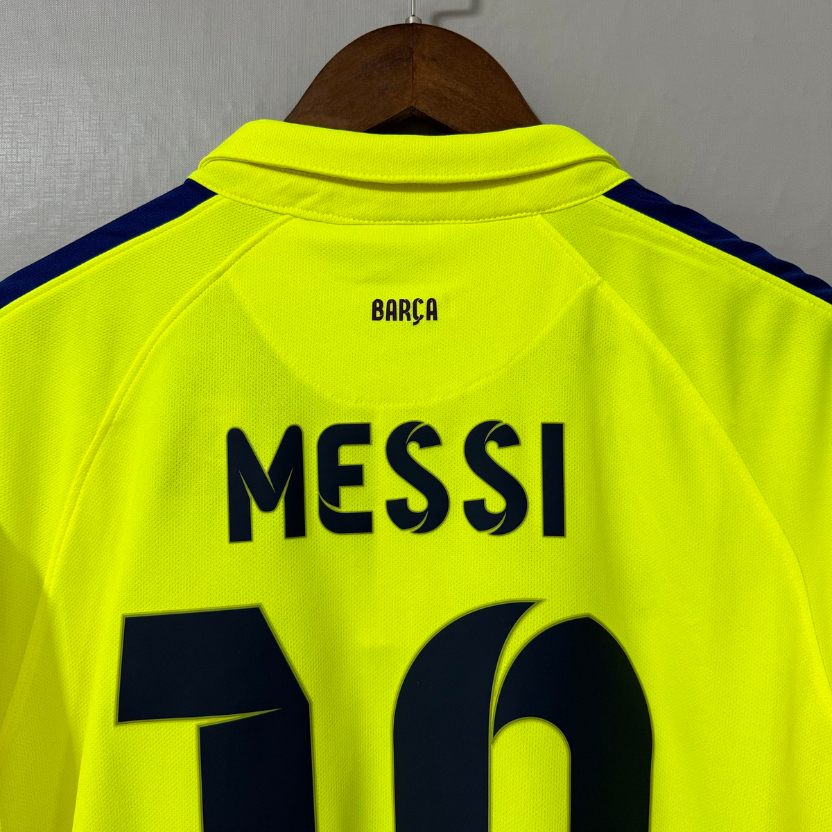 Barcelona 2014/15 Away (Third Kit) Retro Jersey - Futivo image 6