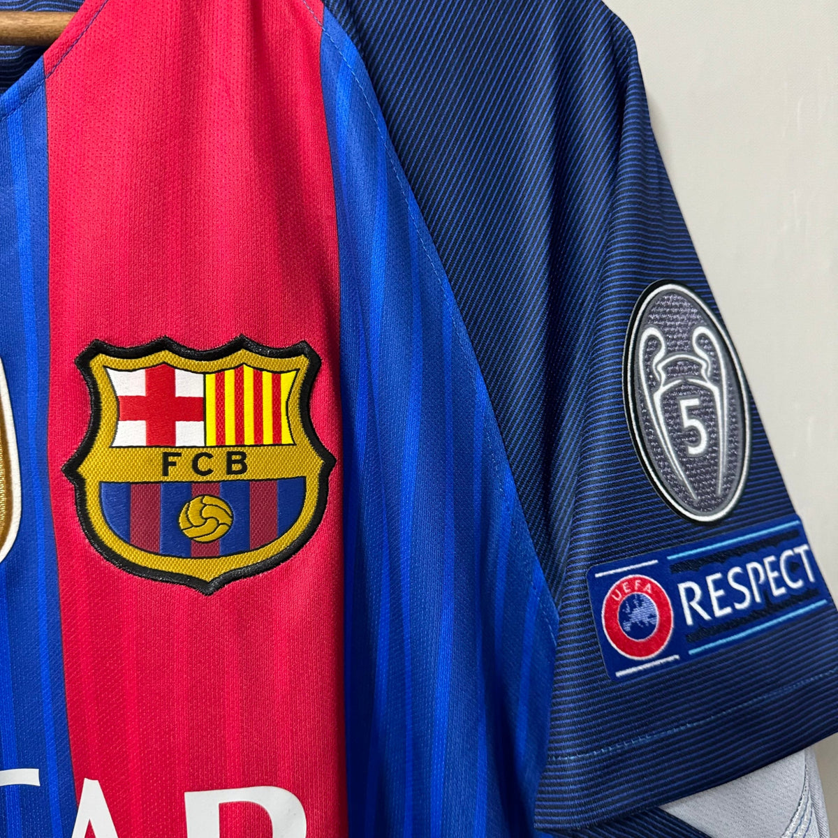 Barcelona 2016/17 Home Retro Jersey - Futivo image 3