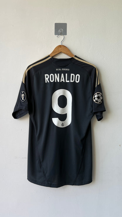 Real Madrid 2009/10 Third Kit professional photo 1